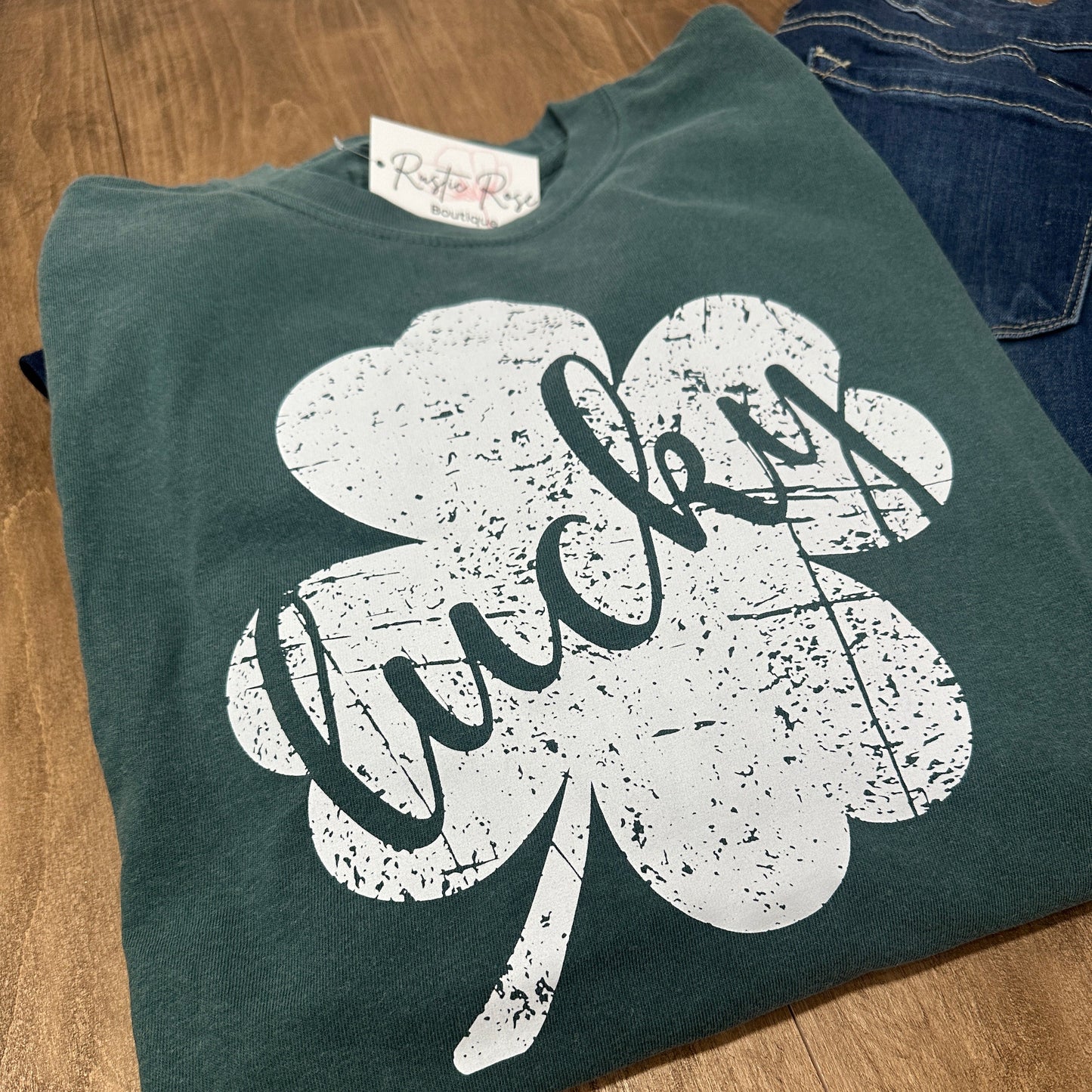 Distressed Lucky Clover